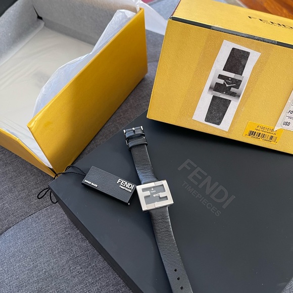 FENDI Watch Women - Picture 3 of 5